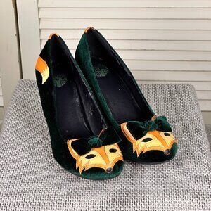 RARE Modcoth TUK Green Velvet Fox Heels Women's Pumps Shoes Size 38 EU | 7 US